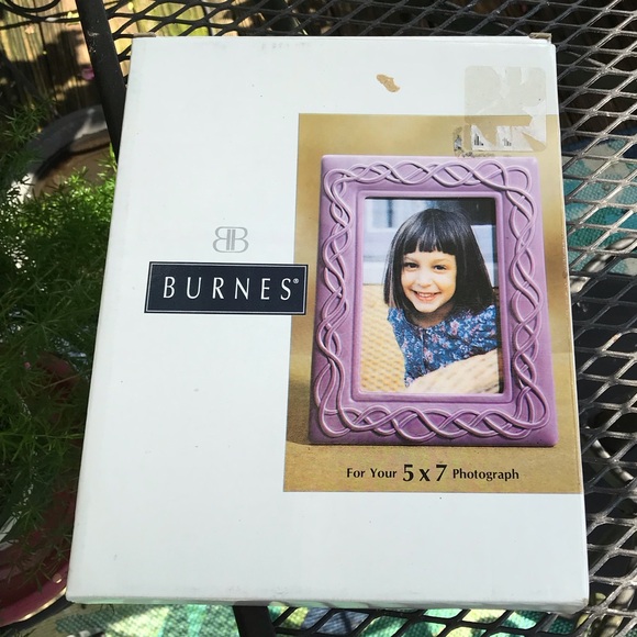 Vintage New In Box Burnes Purple Lavender Ceramic 5x7 Photo Frame - Picture 1 of 10